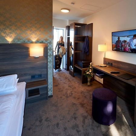 Hotel Muehlenhof Lollar Eksteriør billede