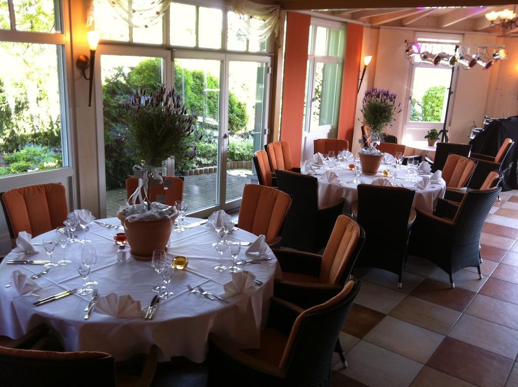 Hotel Muehlenhof Lollar Eksteriør billede